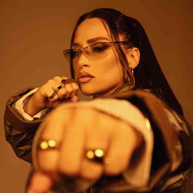 Lia Kali – En La Cuerda&nbsp;Floja