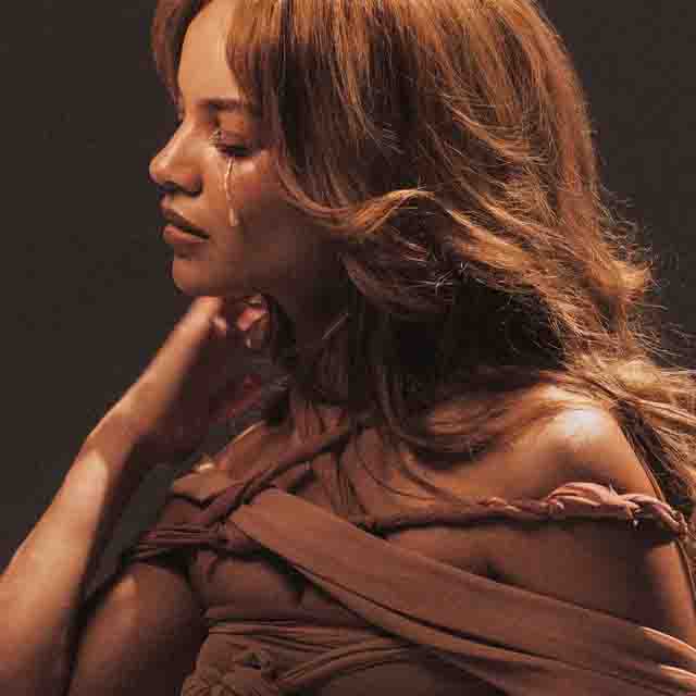 Leslie Grace – INMERECIDO